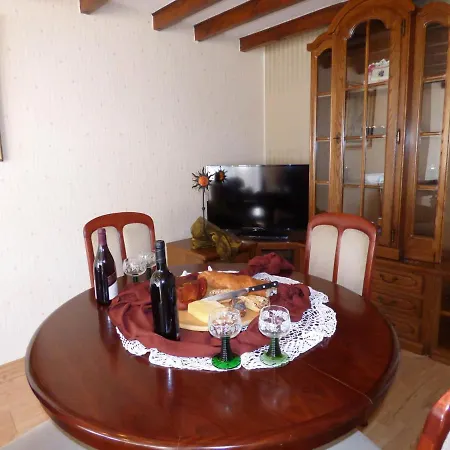 Relaxen Im Alten Winzerhaus レッヒ