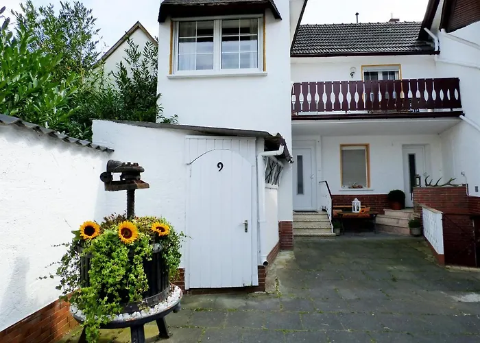 Holiday home Relaxen Im Alten Winzerhaus